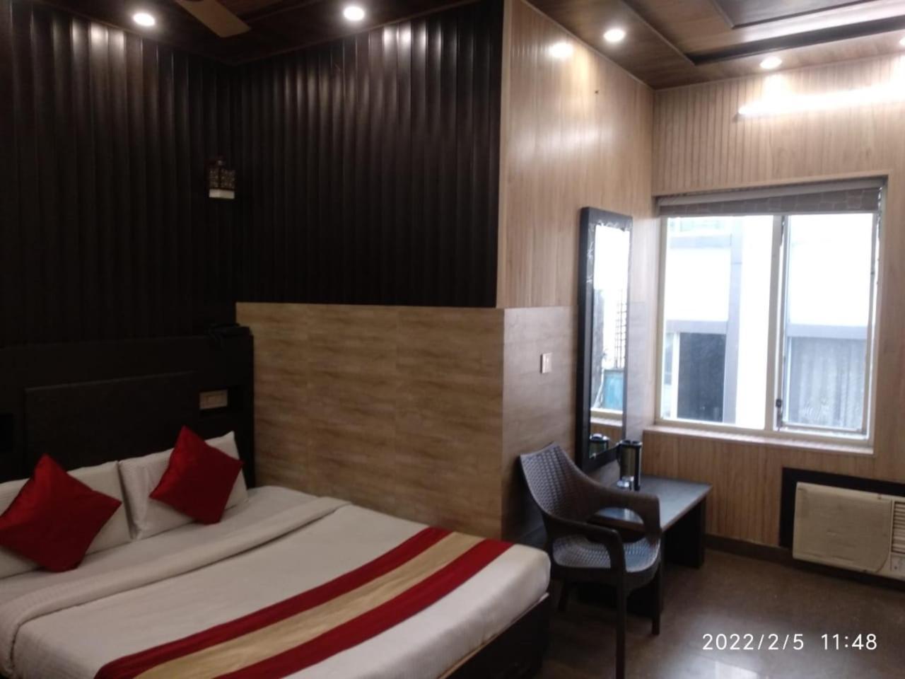 Hotel Pardesi Haridwār Esterno foto