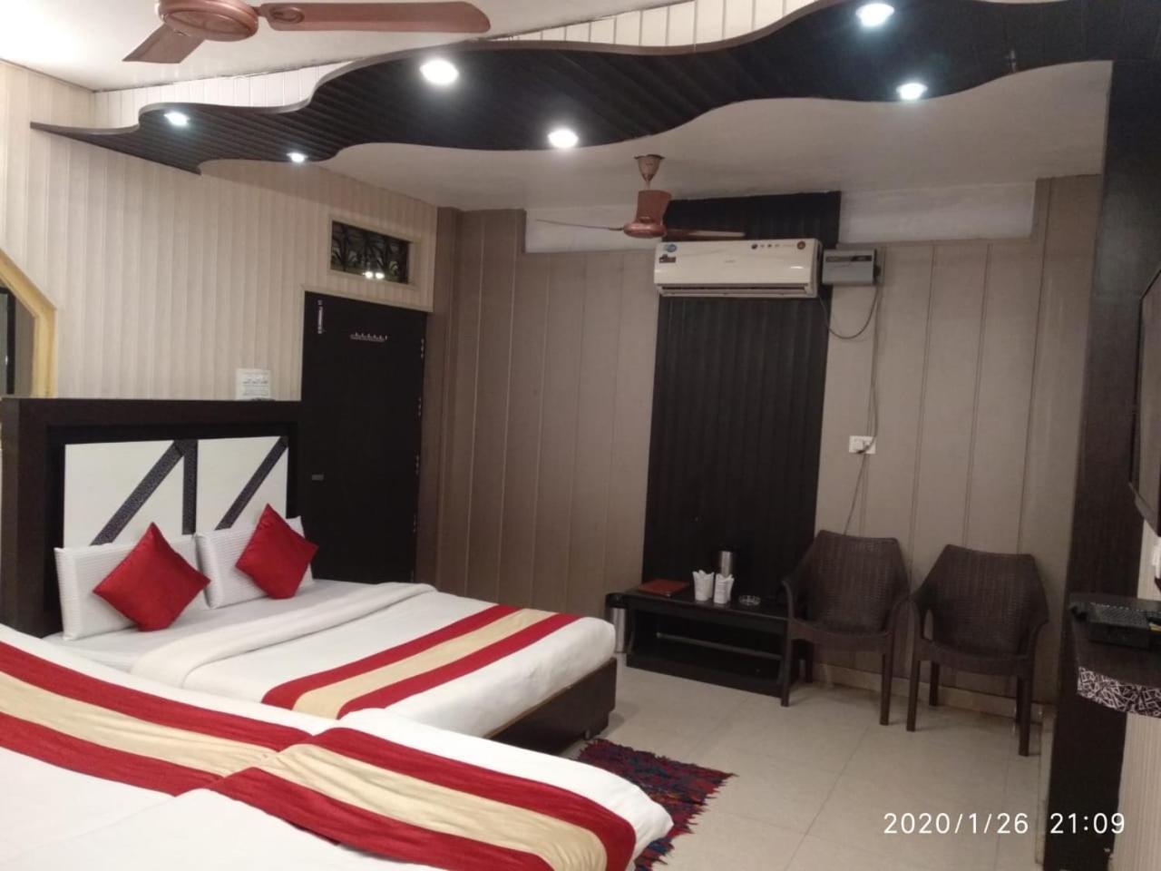 Hotel Pardesi Haridwār Esterno foto